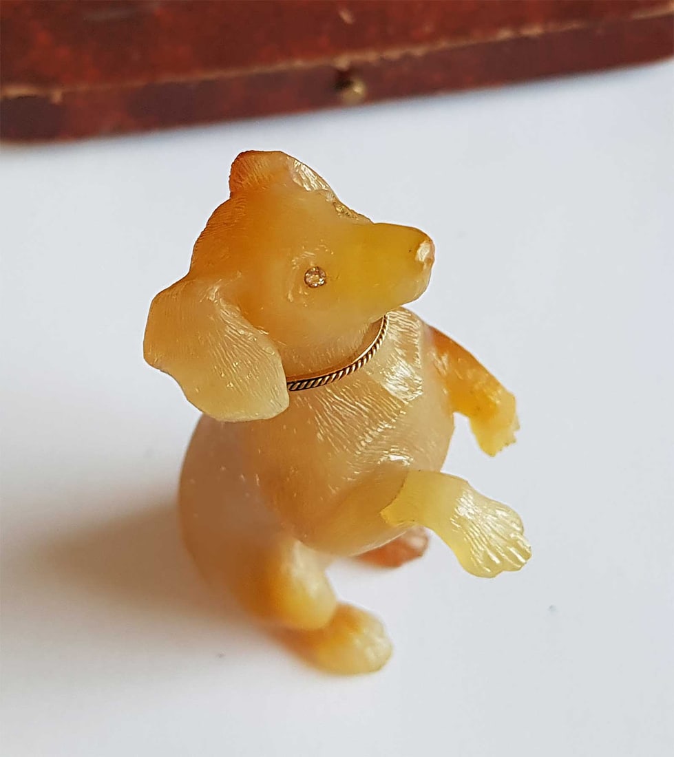 RUSSIAN AGATE DOG FIGURINE w. DIAMONDS - 6