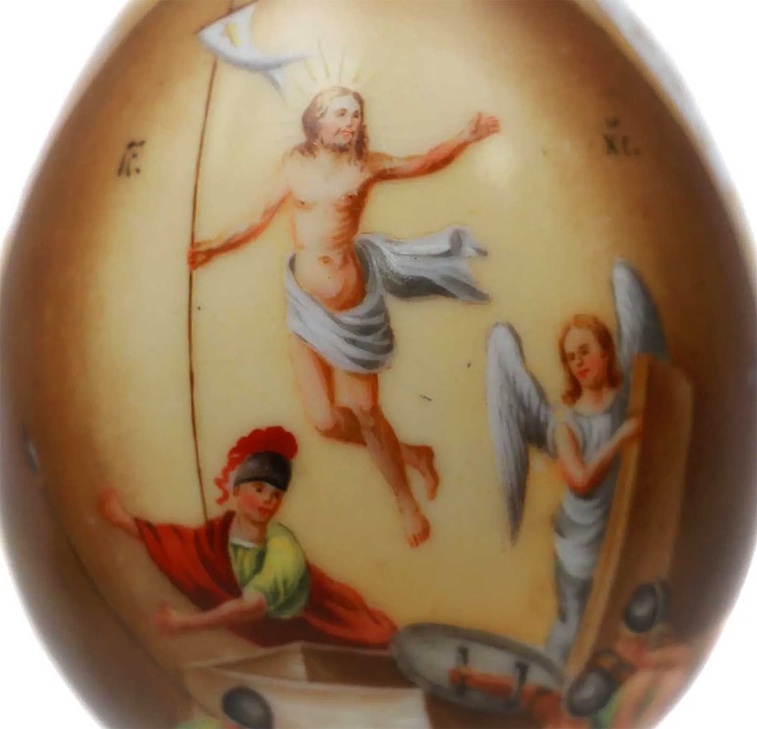 RUSSIAN IMPERIAL CHRIST PORCELAIN EASTER EGG, 19TH CENTURY, CHRISTIE'S PROVENANCE (1 of 13)