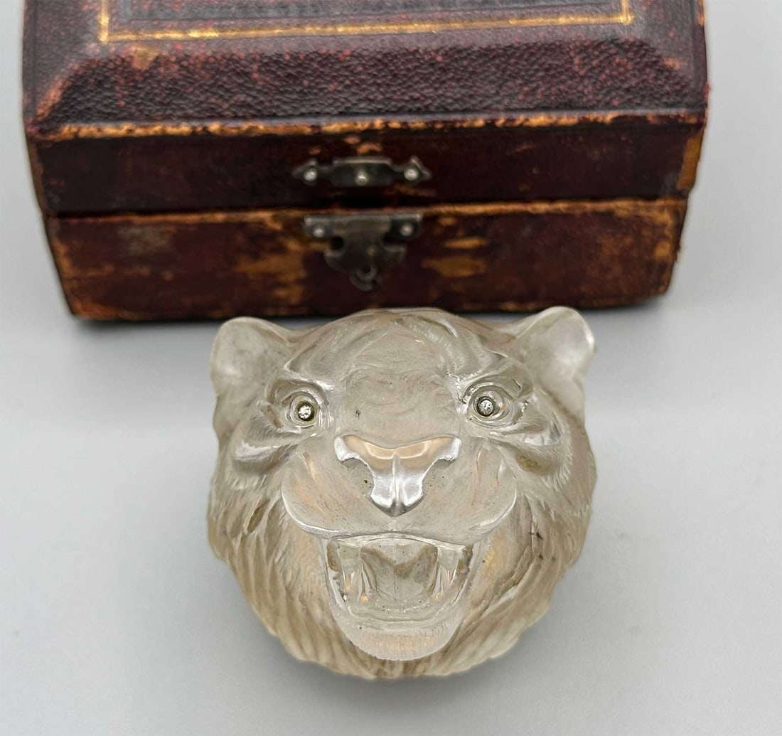 ANTIQUE RUSSIAN SILVER & ROCK CRYSTAL TIGER HEAD PILL BOX WITH DIAMOND EYES (1 of 15)