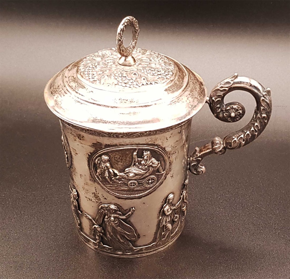 RARE RUSSIAN SILVER MUG TANKARD WITH FIGURAL SCENES 1833 (1 of 20)