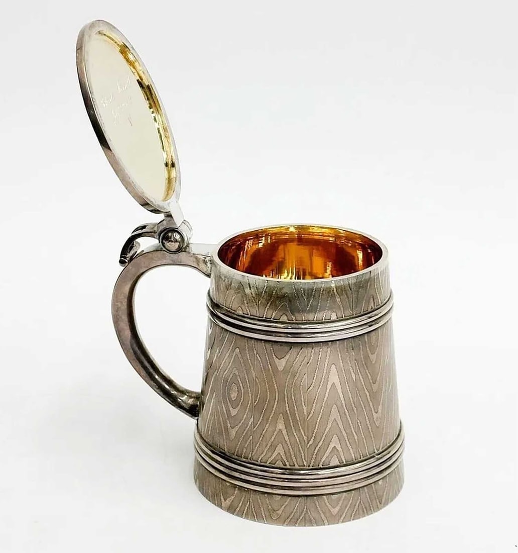 RARE RUSSIAN SILVER TANKARD TROMPE L'OEIL BARREL DESIGN MOSCOW 1888: No Reserve! Limited-Time Price Reduction! RARE RUSSIAN SILVER TANKARD TROMPE L'OEIL BARREL DESIGN MOSCOW 1888 Presented is a rare antique Russian silver tankard from Moscow, crafted in the highly refi