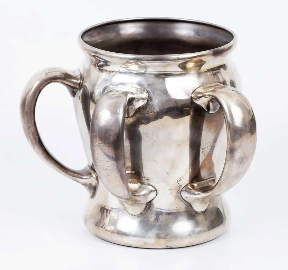 LARGE ANTIQUE JEWISH SILVER HANDWASHING VESSEL FOR SYNAGOGUE PRIESTS WITH PRIESTLY BLESSING: No Reserve! Limited-Time Price Reduction! LARGE ANTIQUE JEWISH SILVER HANDWASHING VESSEL FOR SYNAGOGUE PRIESTS WITH PRIESTLY BLESSING Presented is a magnificent large antique Jewish silver handwashing