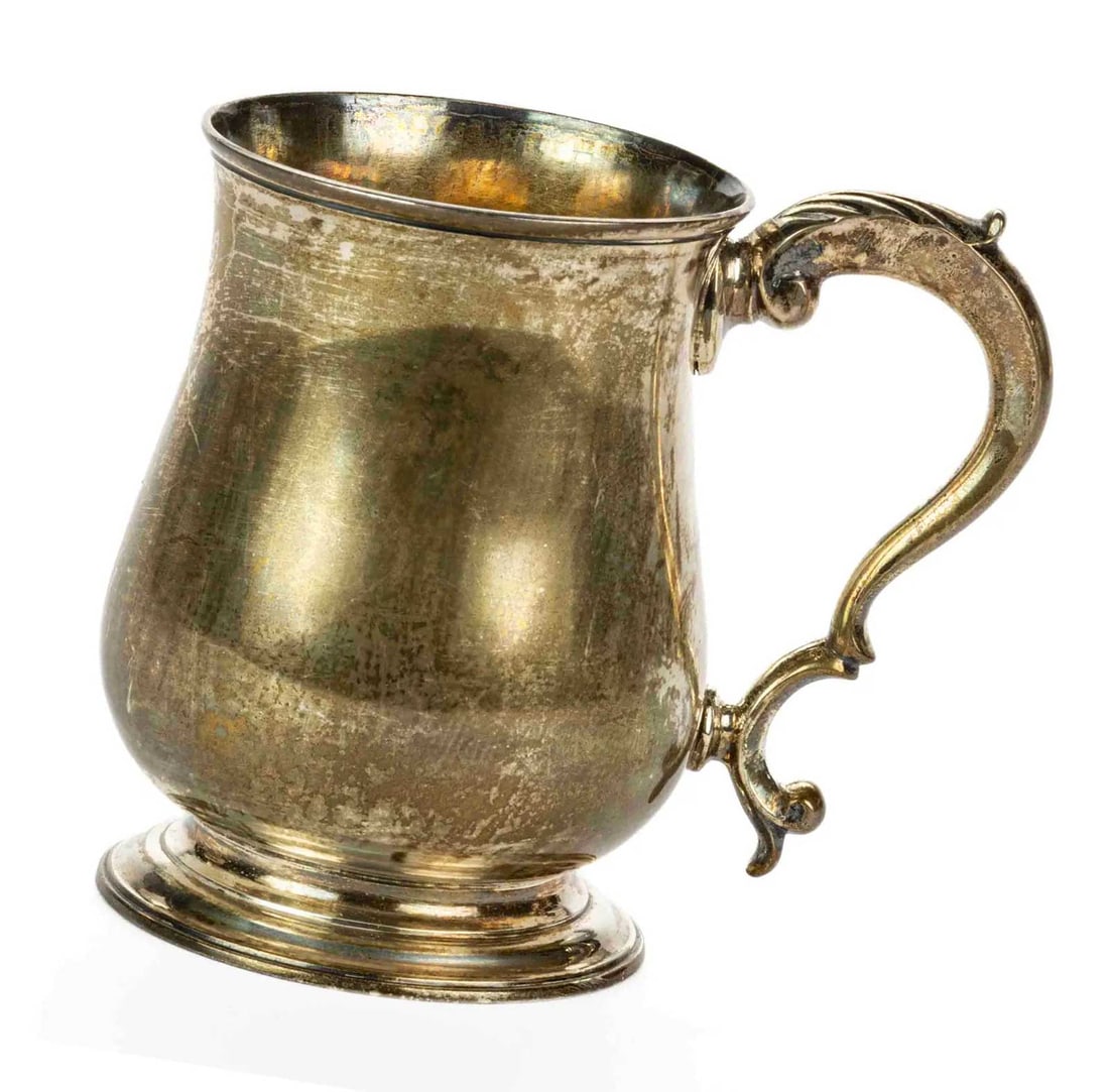 GEORGE III RARE ENGLISH STERLING SILVER MUG WITH GILT INTERIOR 1775 (1 of 9)