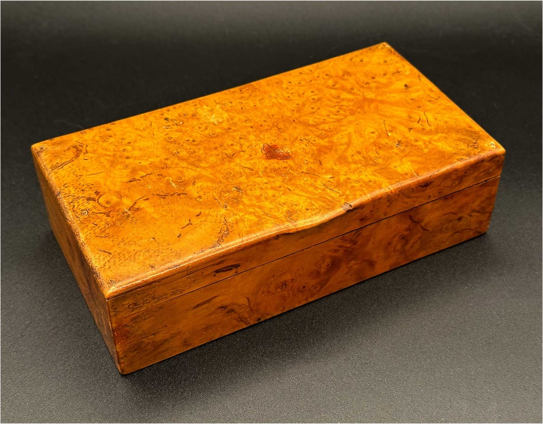 ANTIQUE RUSSIAN IMPERIAL KARELIAN BIRCHWOOD JEWELRY BOX FROM SOTHEBY'S: No Reserve! Limited-Time Price Reduction! ANTIQUE RUSSIAN IMPERIAL KARELIAN BIRCHWOOD JEWELRY BOX FROM SOTHEBY'S Presented is an antique Russian Imperial Karelian birchwood jewelry box acquired from a