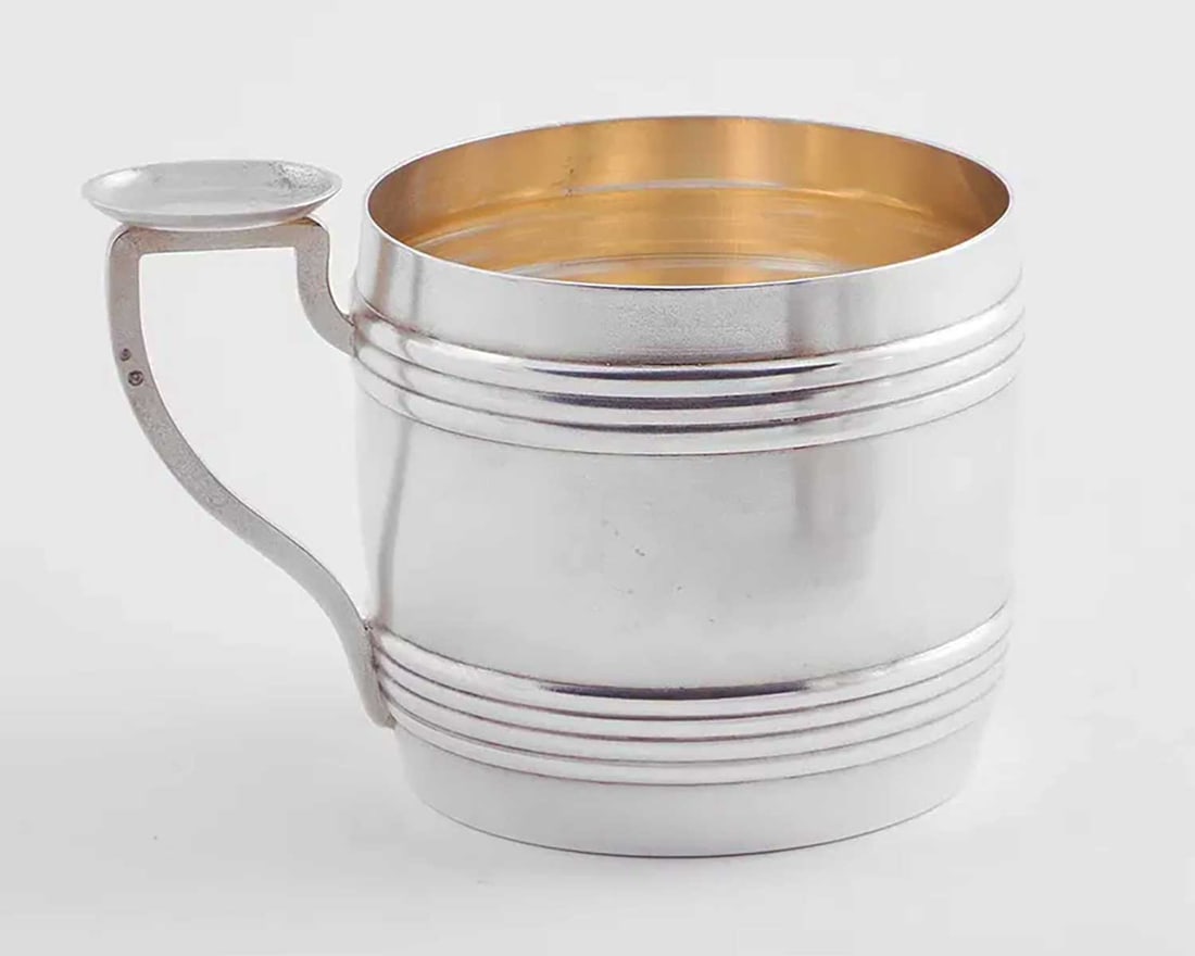 P. OVCHINNIKOV ANTIQUE RUSSIAN IMPERIAL SILVER BARREL-FORM MUG, 1895 - GILT INTERIOR: No Reserve! Limited-Time Price Reduction! P. OVCHINNIKOV ANTIQUE RUSSIAN IMPERIAL SILVER BARREL-FORM MUG, 1895 - GILT INTERIOR Presented is a rare Antique Russian Imperial Silver Barrel-Form Mug by th