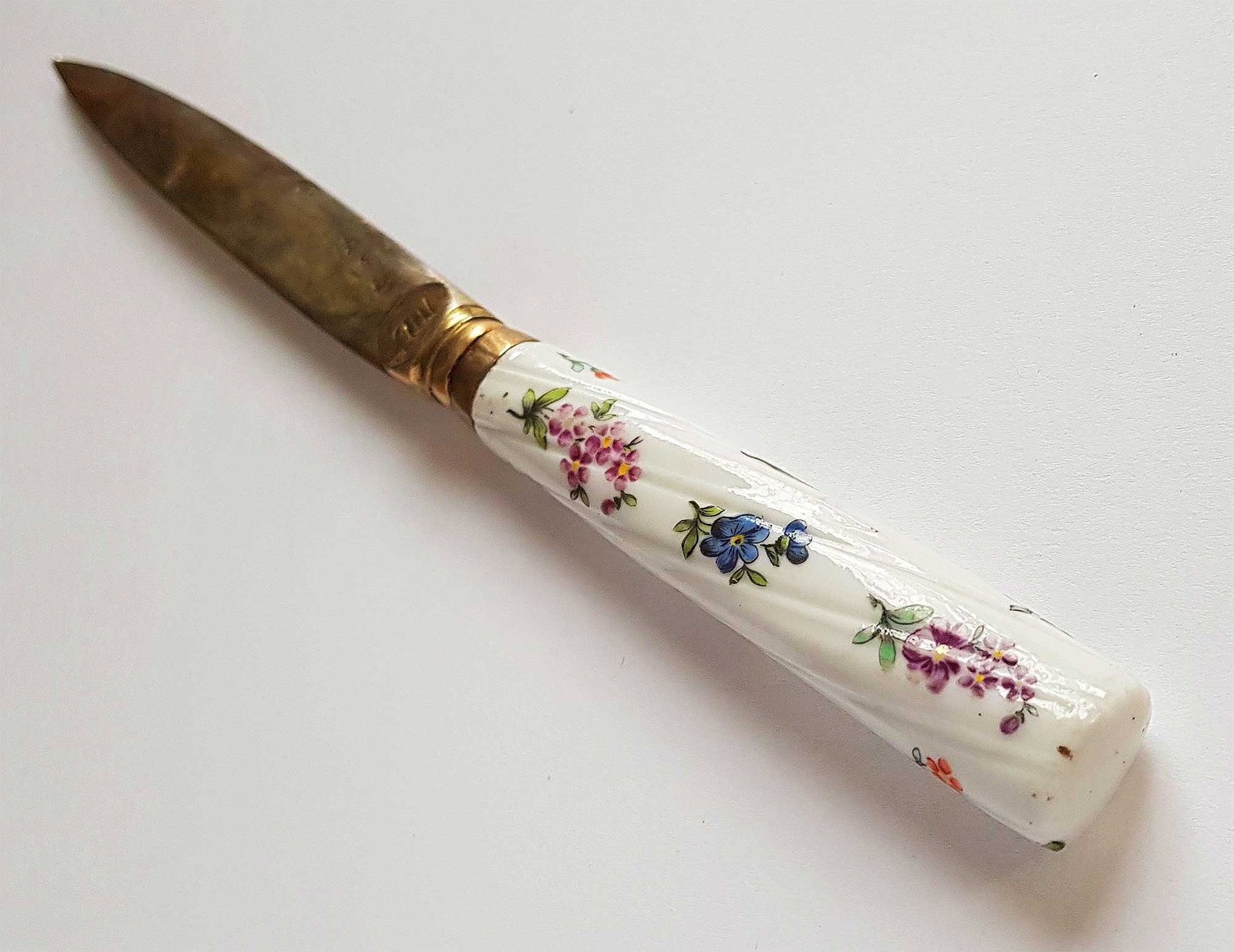 EXTREMELY RARE RUSSIAN IMPERIAL SILVER GILT & PORCELAIN KNIFE, ST. PETERSBURG, 1770 (1 of 15)