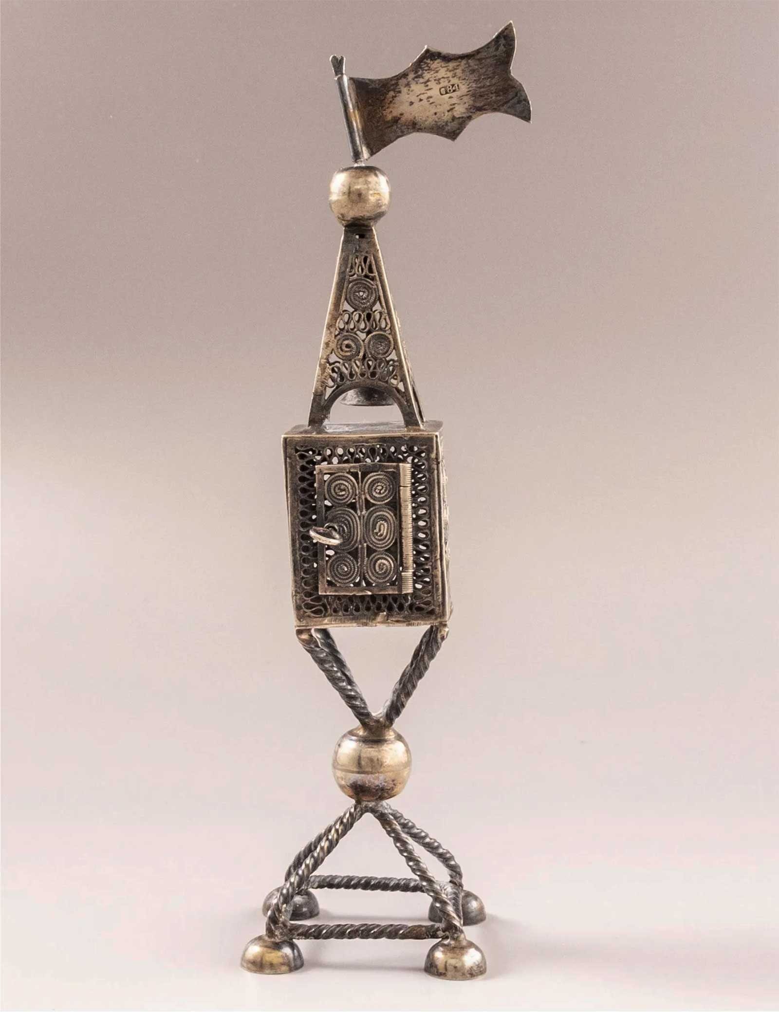 RUSSIAN JUDAICA STERLING SILVER BESAMIM SPICE TOWER WITH FILIGREE DECORATION (1 of 11)