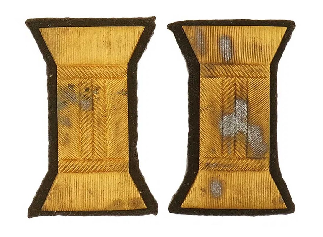 RARE RUSSIAN IMPERIAL MILITARY COLLAR TABS WITH GOLD BULLION EMBROIDERY: No Reserve! Limited-Time Price Reduction! RARE RUSSIAN IMPERIAL MILITARY COLLAR TABS WITH GOLD BULLION EMBROIDERY Presented is an exceptionally rare and historically significant pair of Russian Imperi