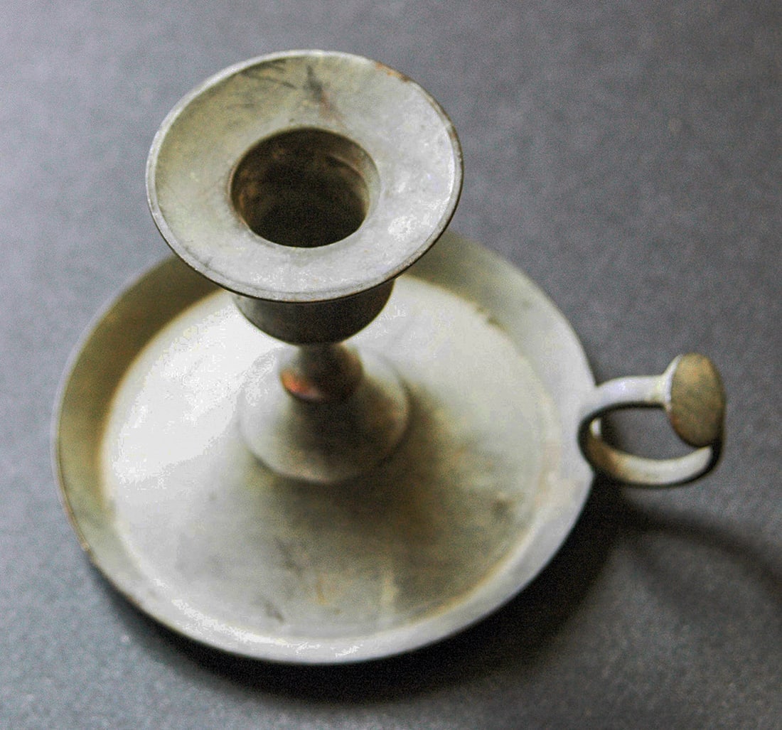RARE JEWISH WWII CANDLESTICK FROM LITZMANNSTADT GHETTO, LODZ POLAND 1939-1945 (1 of 11)