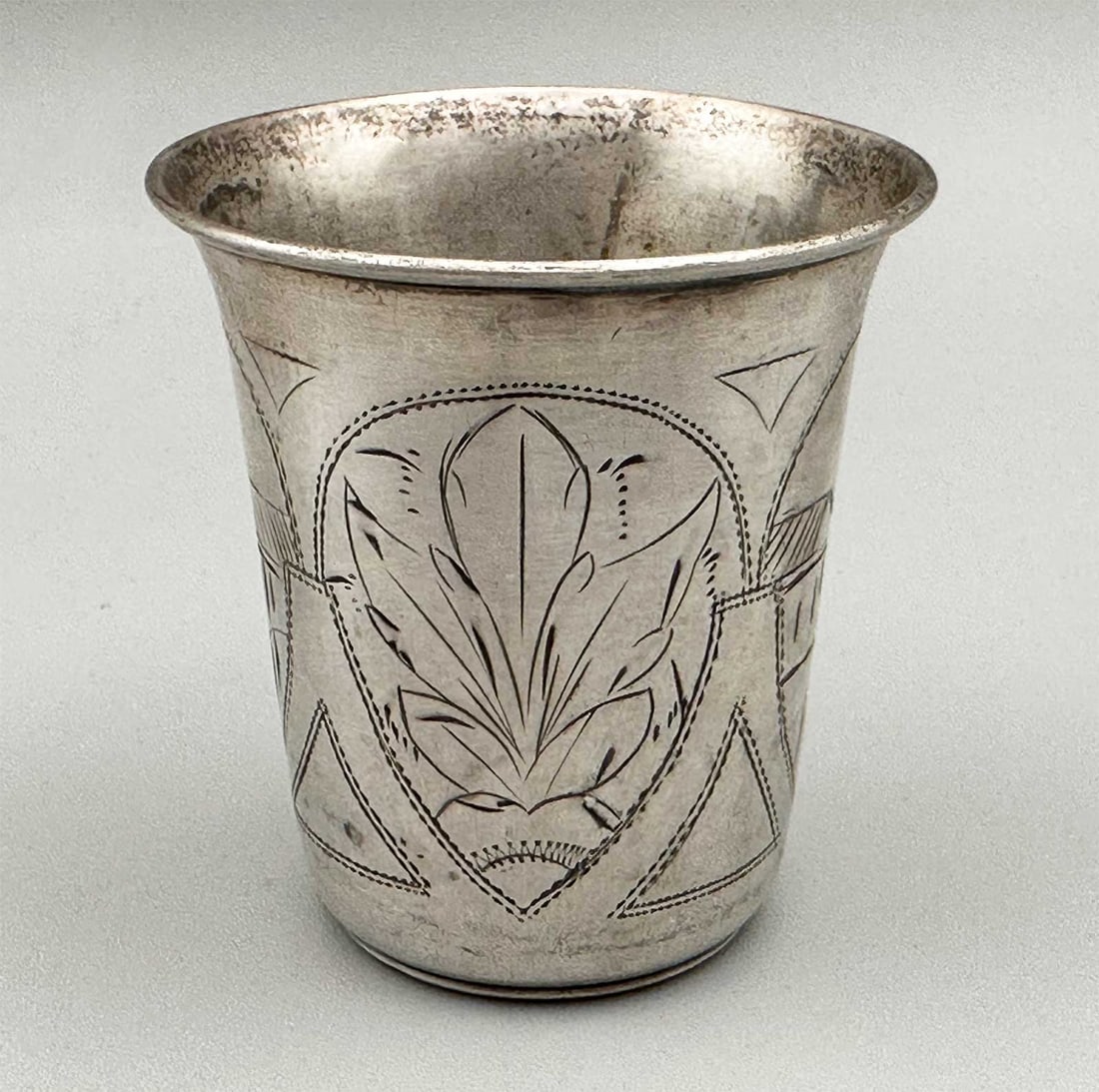 RARE ANTIQUE RUSSIAN SILVER KIDDUSH CUP 1895 JUDAICA CITY SCENE (1 of 11)