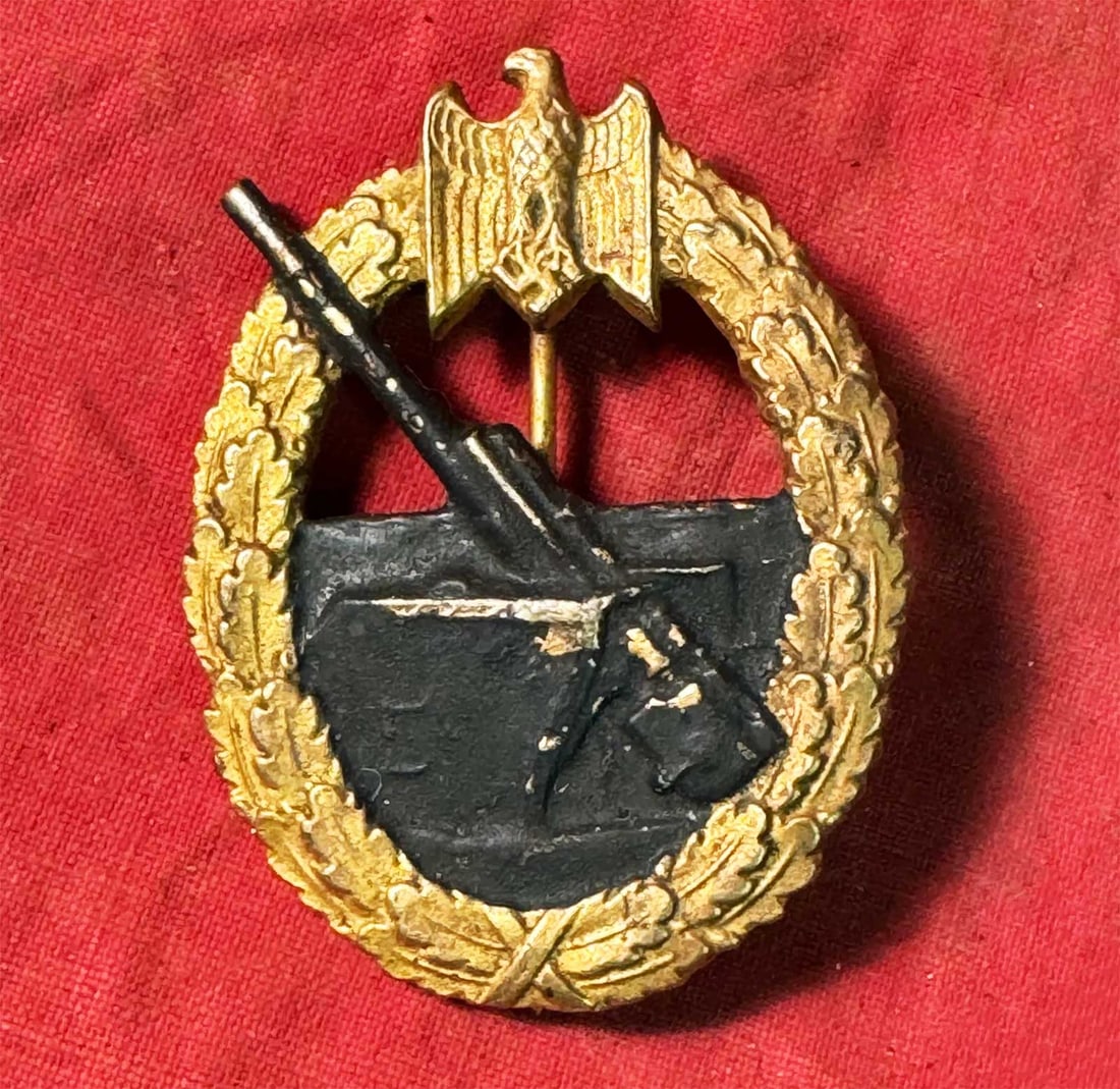 RARE GERMAN WWII KRIEGSMARINE COASTAL ARTILLERY BADGE NAVAL MILITARY AWARD: No Reserve! Limited-Time Price Reduction! RARE GERMAN WWII KRIEGSMARINE COASTAL ARTILLERY BADGE NAVAL MILITARY AWARD Presented is a rare German WWII Kriegsmarine Coastal Artillery Badge, also known as