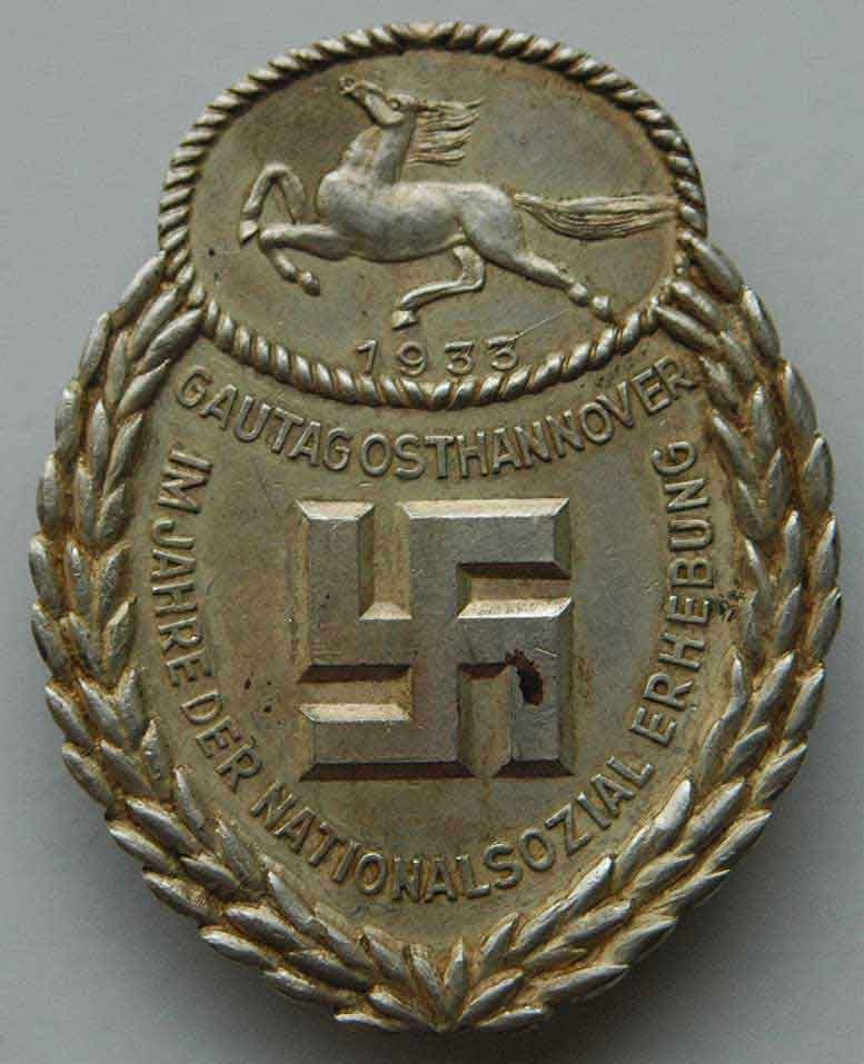 RARE GERMAN WWII NSDAP PARTY GAUTAG BADGE 1933 POLITICAL CONVENTION AWARD: No Reserve! Limited-Time Price Reduction! RARE GERMAN WWII NSDAP PARTY GAUTAG BADGE 1933 POLITICAL CONVENTION AWARD Presented is a rare German WWII NSDAP Party Gautag Badge from 1933, issued for a pol
