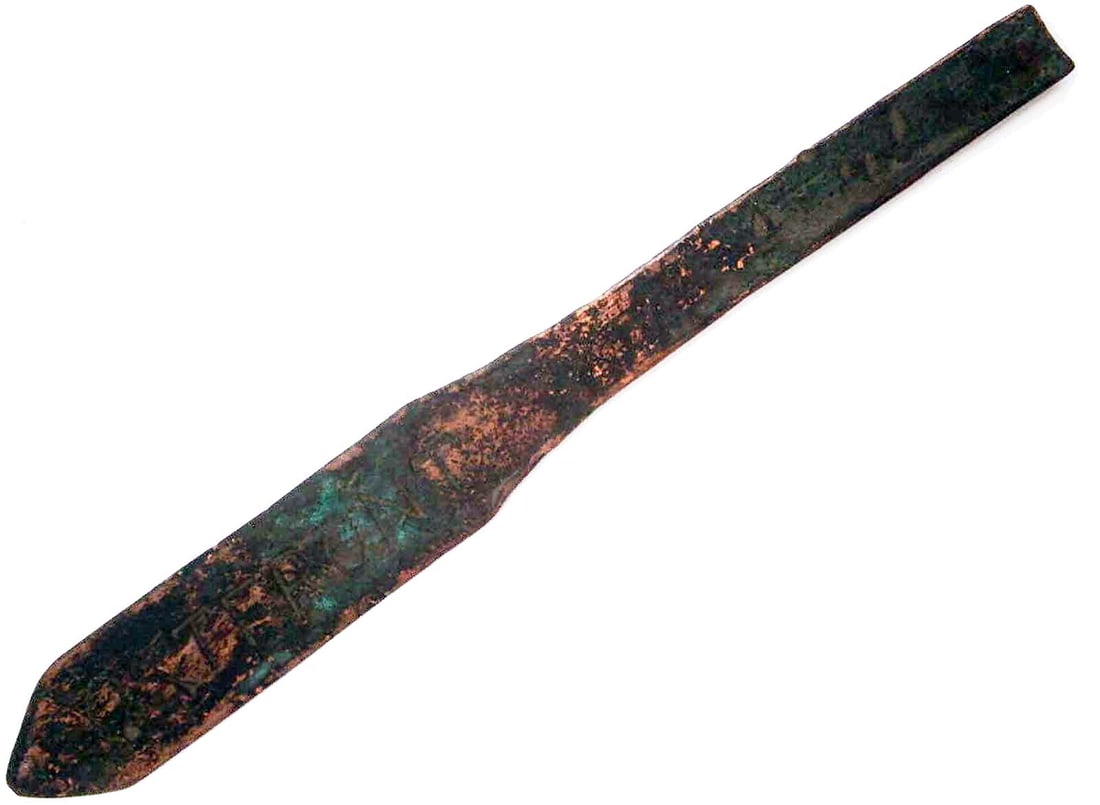 RARE GERMAN WWII OSTFRONT TRENCH ART KNIFE MADE FROM GUN CARTRIDGE EASTERN FRONT: No Reserve! Limited-Time Price Reduction! RARE GERMAN WWII OSTFRONT TRENCH ART KNIFE MADE FROM GUN CARTRIDGE EASTERN FRONT Presented is a rare German WWII Eastern Front trench art knife crafted from a