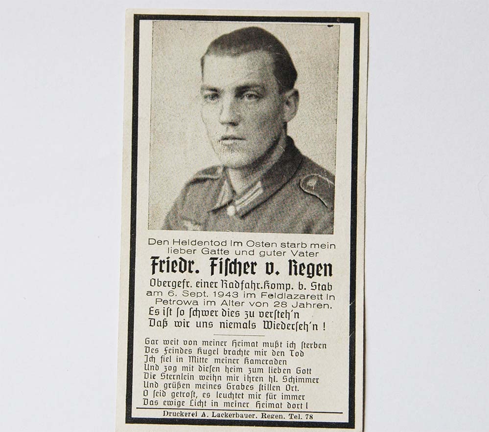 RARE GERMAN WWII DEATH CARD DOCUMENT, 1943 HISTORICAL MEMORIAL EPHEMERA: No Reserve! Limited-Time Price Reduction! RARE GERMAN WWII DEATH CARD DOCUMENT, 1943 HISTORICAL MEMORIAL EPHEMERA Presented is a rare German death card document dated 1943, originating from the WWII p