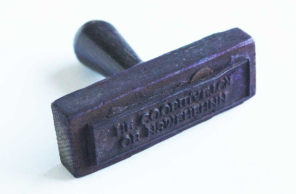 RARE SOVIET OGPU RUBBER STAMP, 1933-1937 KGB PREDECESSOR HISTORICAL ARTIFACT: No Reserve! Limited-Time Price Reduction! RARE SOVIET OGPU RUBBER STAMP, 1933-1937 KGB PREDECESSOR HISTORICAL ARTIFACT Presented is a rare Soviet OGPU rubber stamp dating to approximately 1933-1937, r