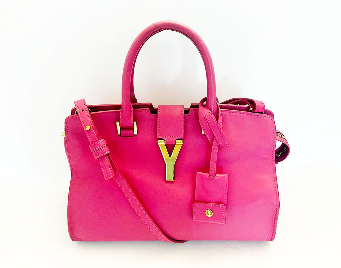 SAINT LAURENT CHYC Y BAG, CODE 311210-213317: SAINT LAURENT CABAS CLASSIC Y SMALL in FUCHSIA CALFSKIN This elegant Saint Laurent Cabas Small Classic Y is crafted from fuchsia calfskin leather and and showcases the House's signature elegant design