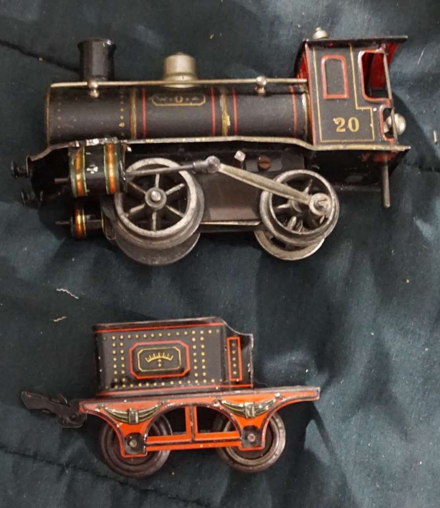 marklin ca 1905 o gauge loco and tender no 20 clean!: looks to complete and original!great early locono reserve- you bid- you buy.SHIPPING IN LOWER 48 IS $30 We ship in house by professionals.