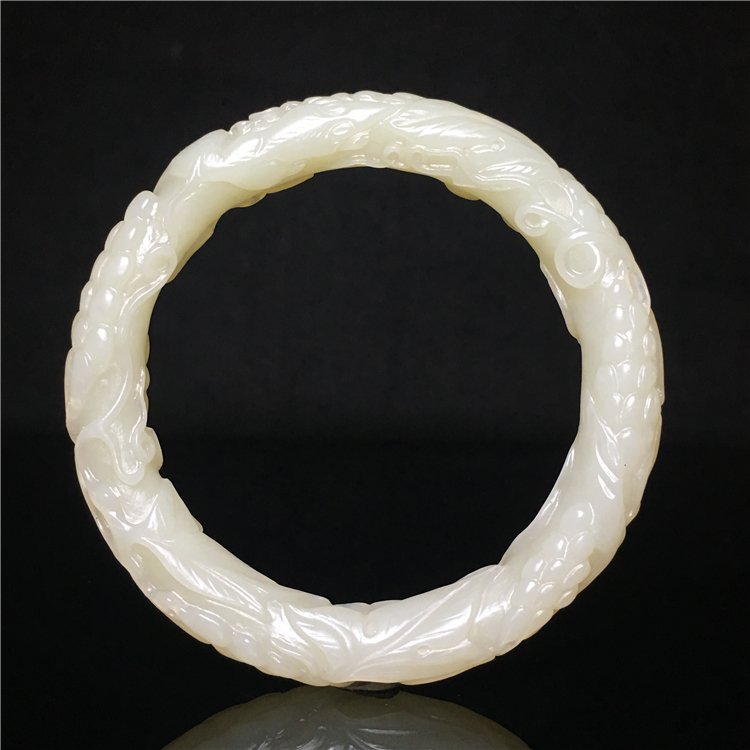 Grapes and Squirrels Motif Jade Bangle (1 of 4)