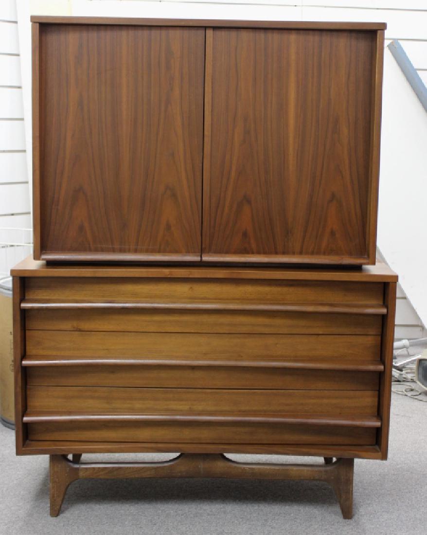 Mid Century Dresser (1 of 5)