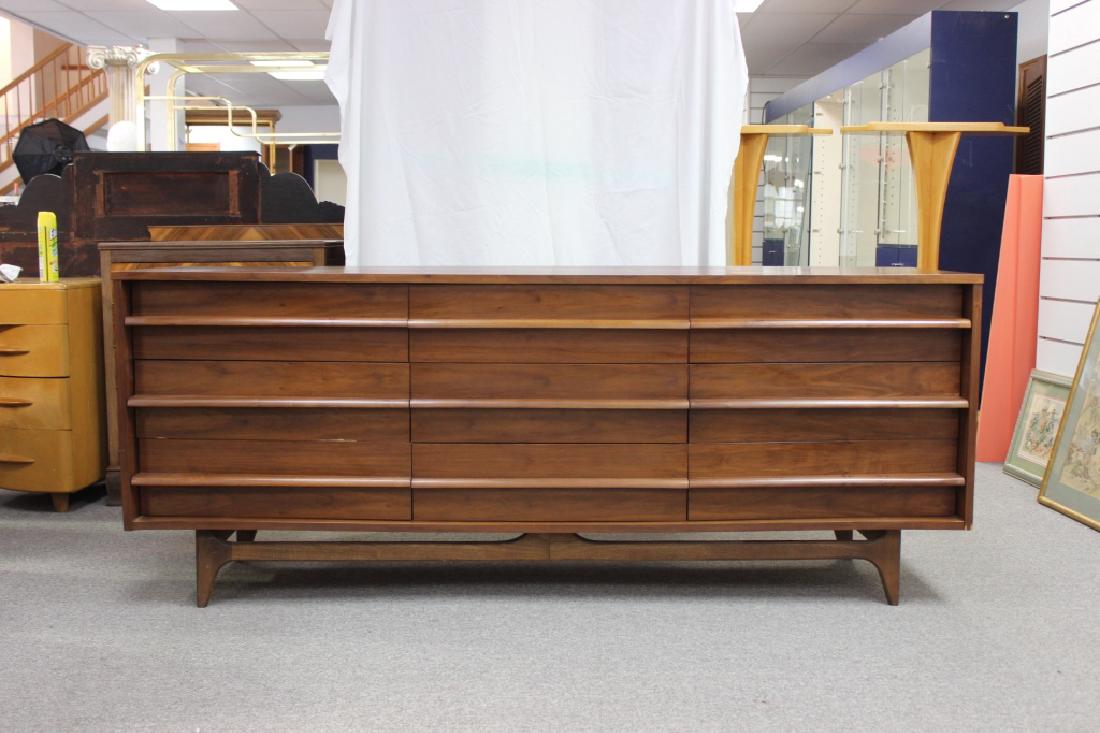 Mid-Century Dresser (1 of 3)