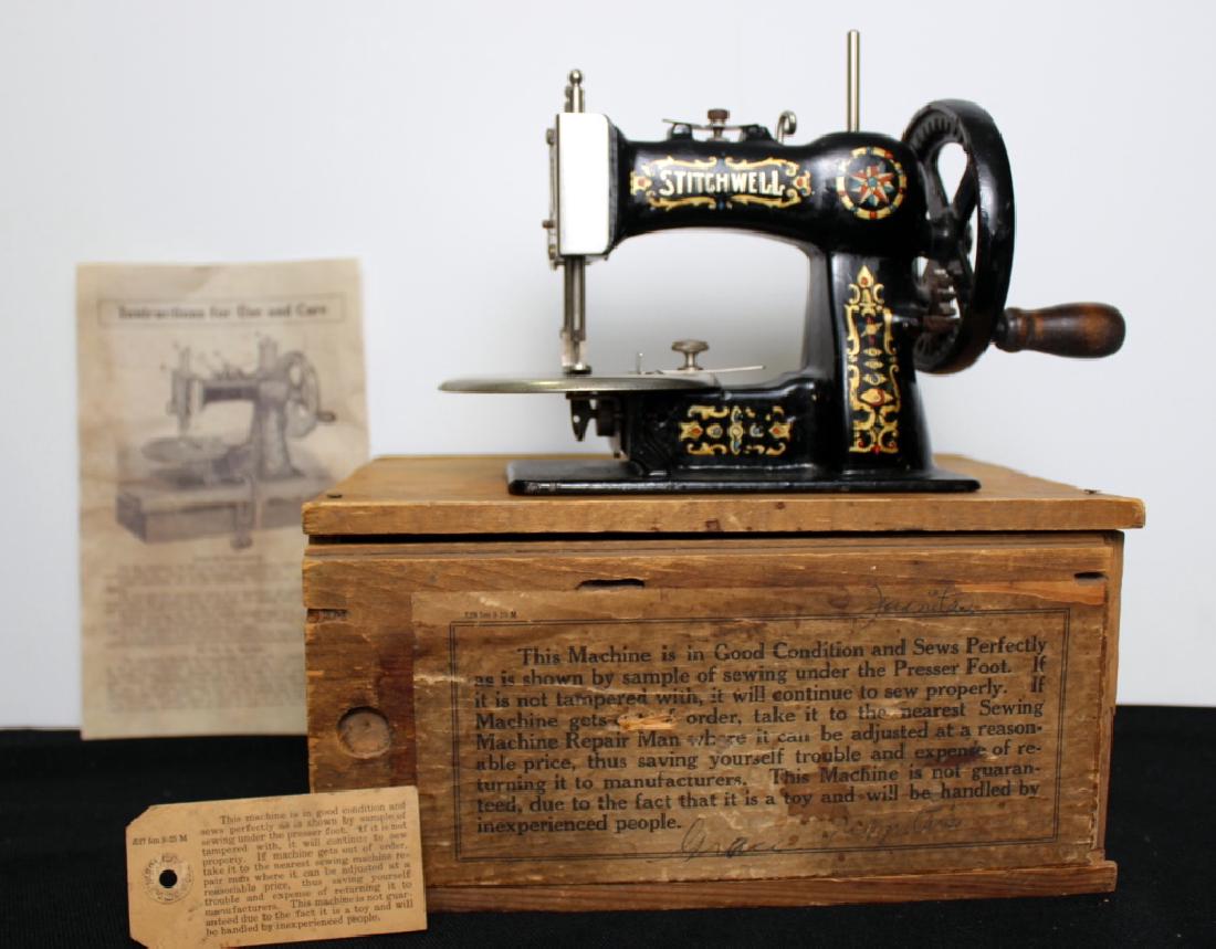 Toy Sewing Machine, Stitchwell in wood box (1 of 10)