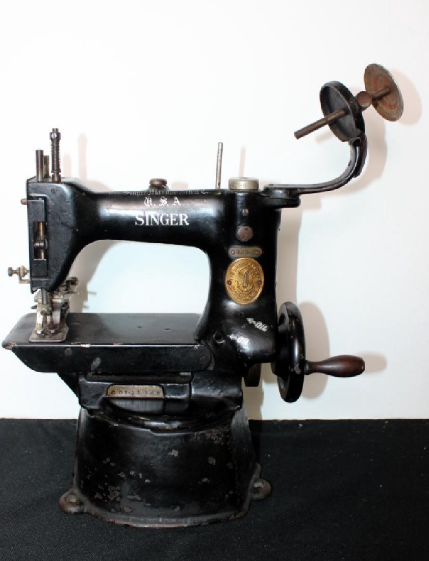 Commercial Singer Sewing Machine (late 1800's) (1 of 11)