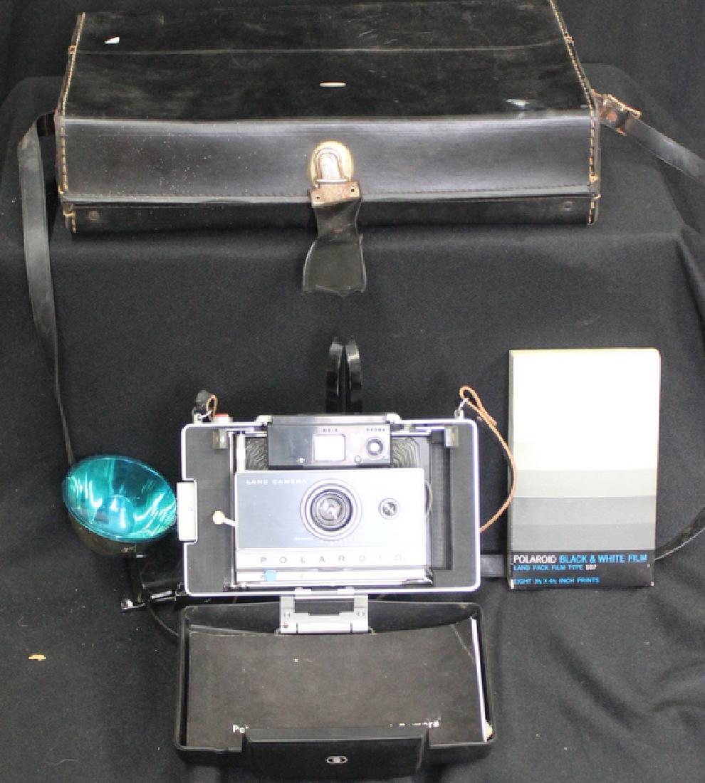 Polaroid Land Camera & Case (1 of 1)
