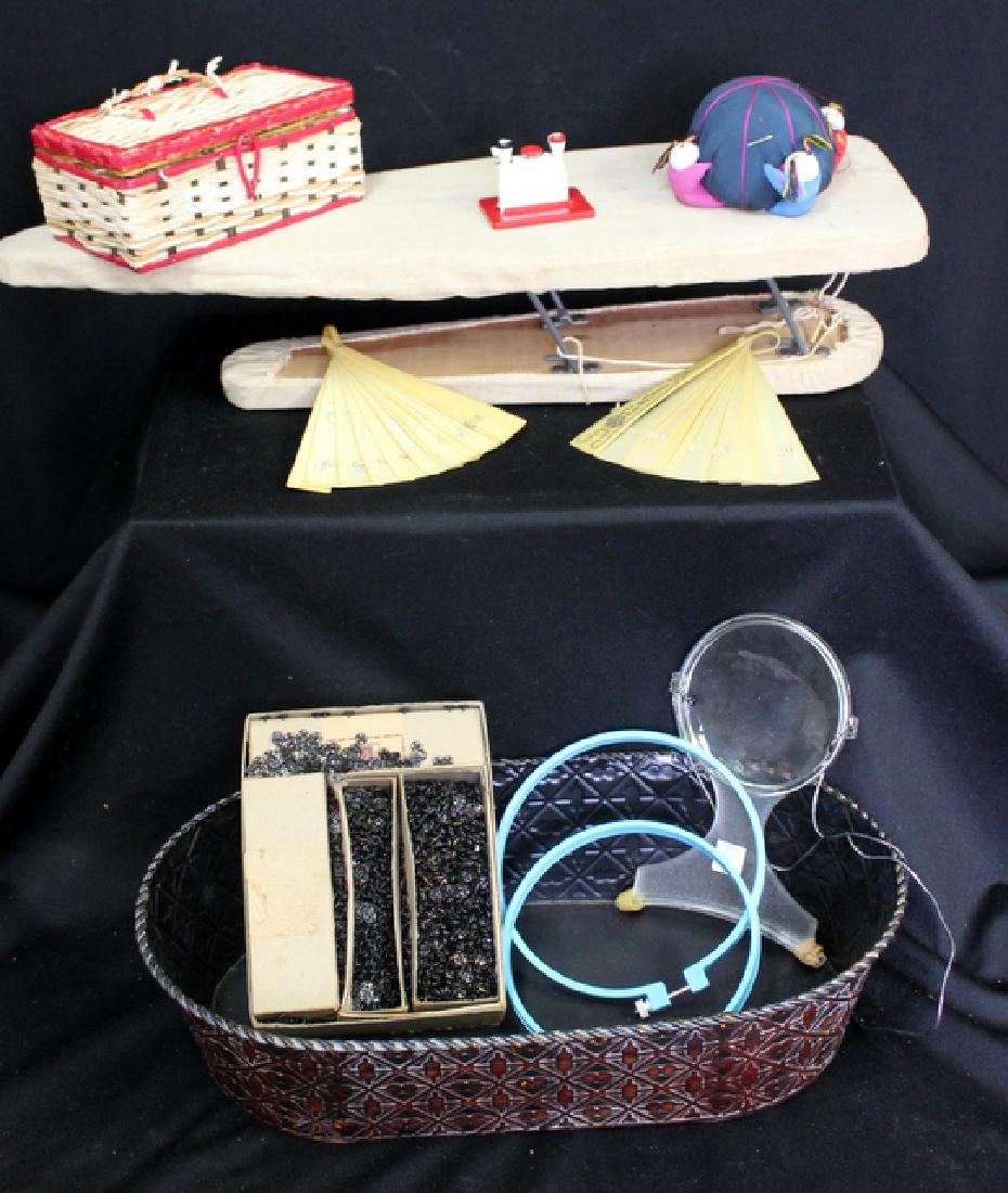Sewing Items: Goldfinch Auctions can ship this lot in-house.