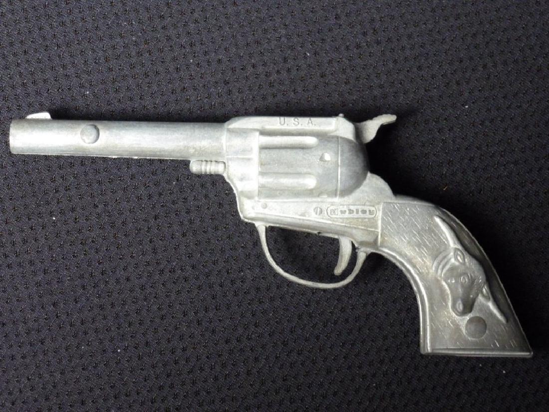 Hubley USA Tex Toy Gun: 2.75 h x 5 l inches.