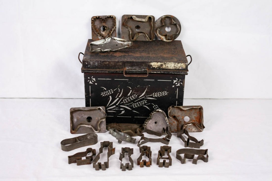 Black Tin Box & 18 Antique Soldered Cookie Cutters: 8h x 11w x 7d inches. #SolderedCookieCutter#Kitchenware #AntiqueKitchen #Baking