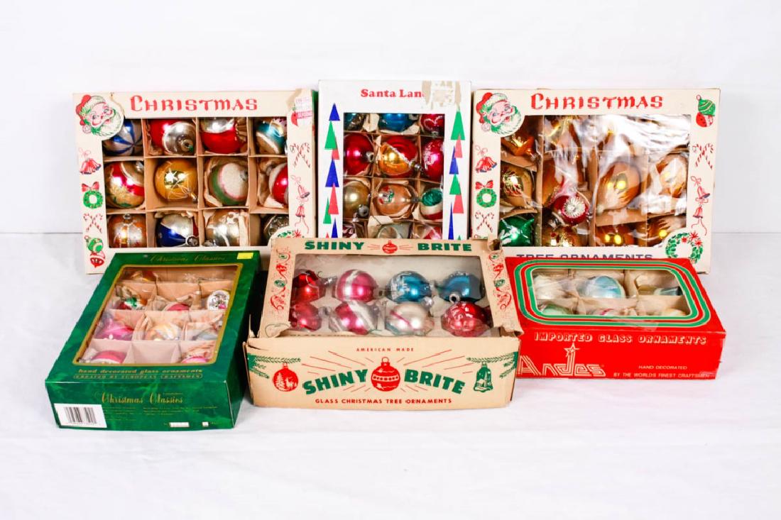 Vintage Christmas Ornaments: 6 boxes - 64 pieces. Wear to boxes. #VintageChrismas #ChirstmasOrnaments