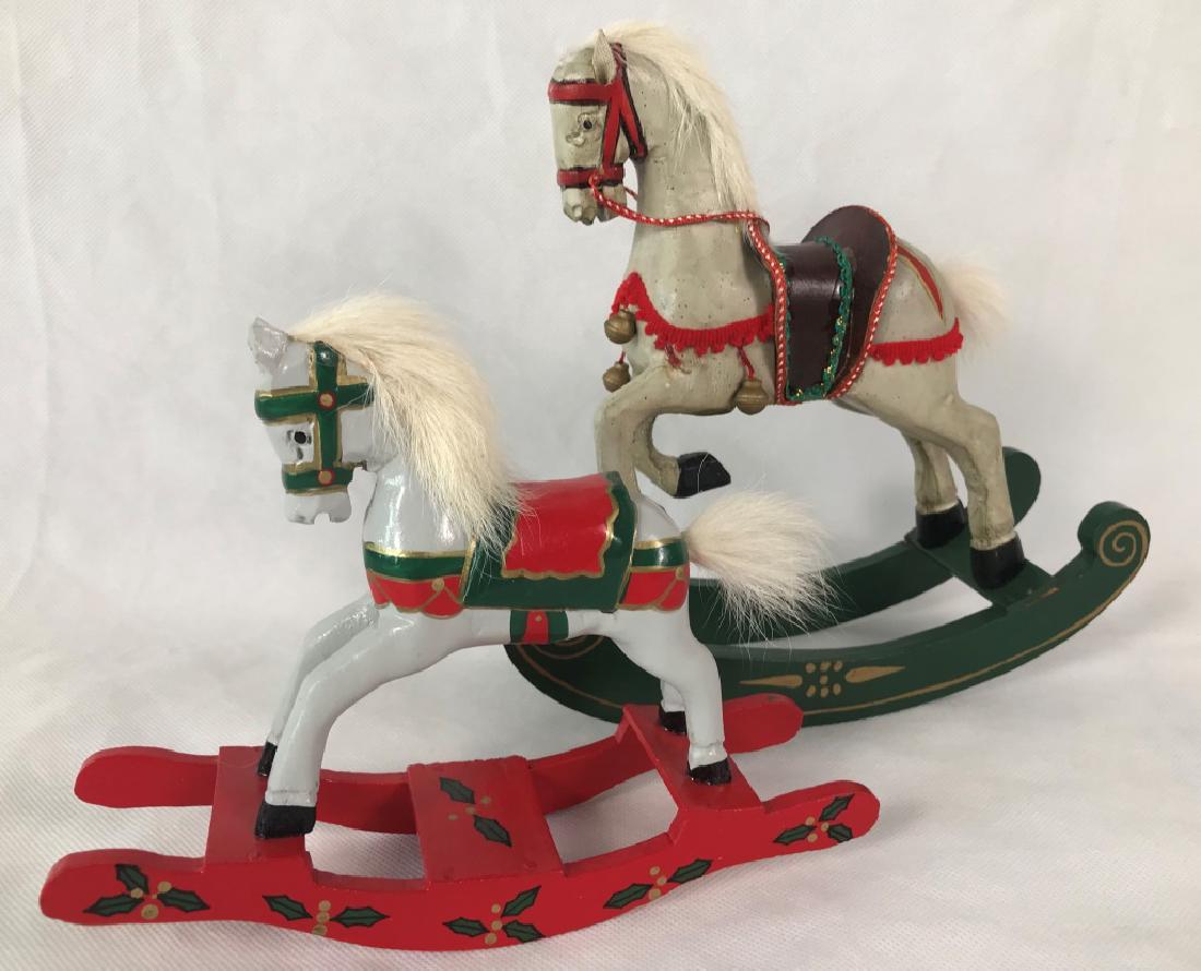 Rocking Horses Holiday Decor (2) (1 of 3)