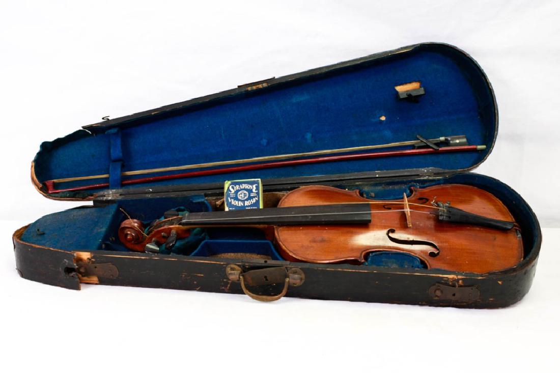 Violin & Bow in Case (1 of 7)
