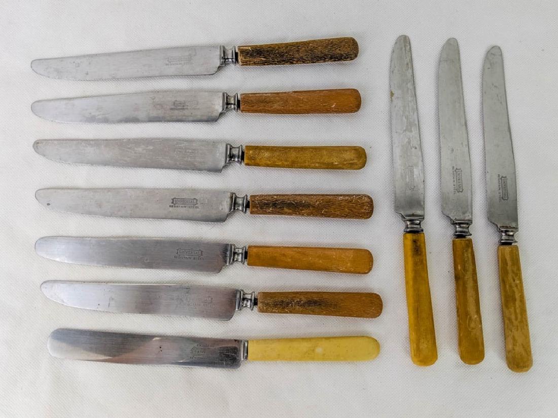 Vintage Universal Knives (10): Bakelite handles. Marked Universal Resistain Steel. One unmarked. #Bakelite #MidCenturyModern
