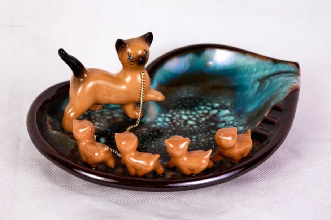 Mid-C. Ceramic Cat & Kittens Ashtray (1 of 6)