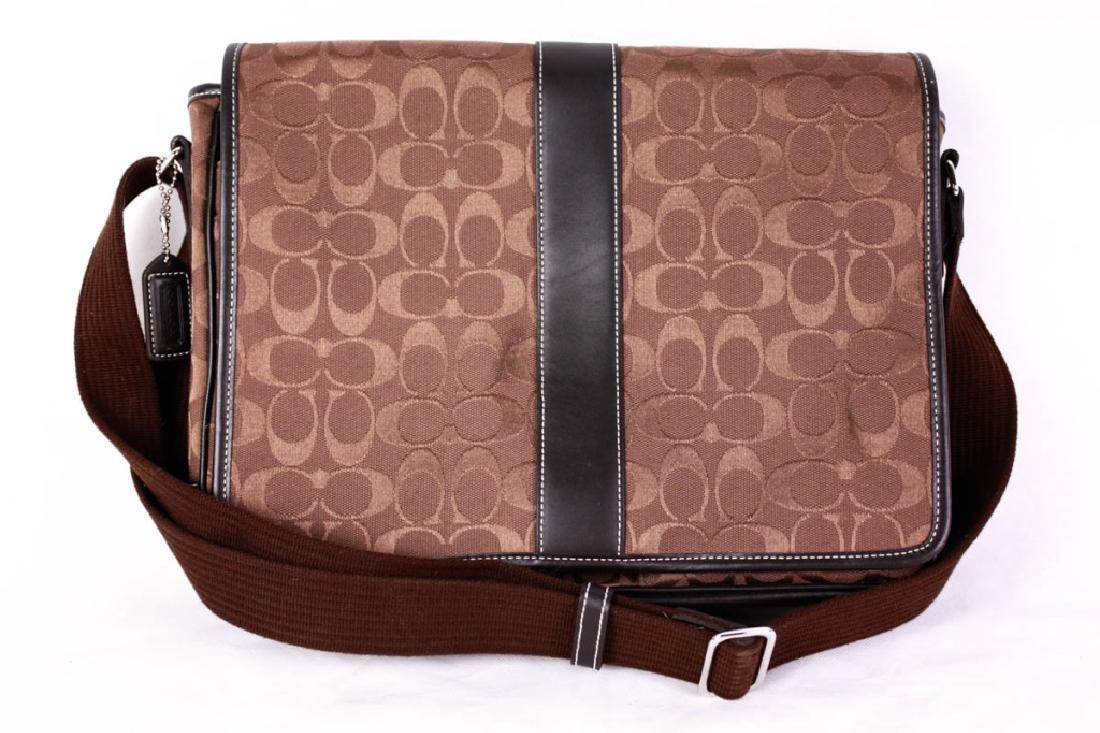 Coach Signature Shoulder Messenger Bag (1 of 7)