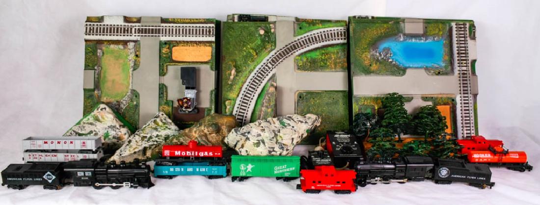 All*Aboard 12 Panels, 15 Eng. & Cars, Accessories: Lead Photo and 2nd photo show all items included in this lot. 12 Panels and 4 hill pieces. Train cars included: 21165 Erie Engine & Tender, 21168 The Southern Engine & Tender, 24124 Boston & Maine Gon