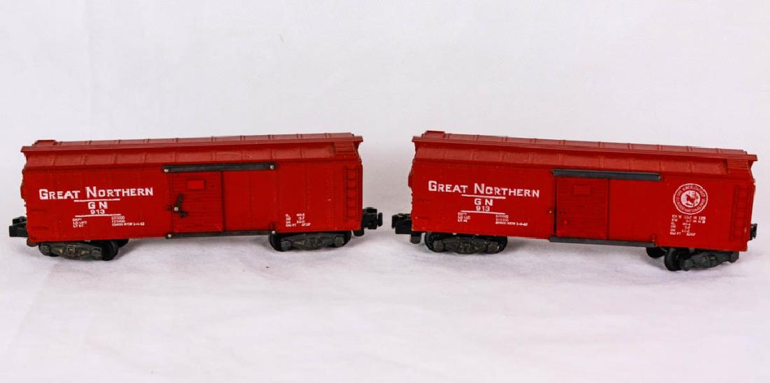 Gilbert 913 Great Northern Boxcars: Both marked American Flyer mfg. by The AC Gilbert Co. #ACGilbert #AmericanFlyer
