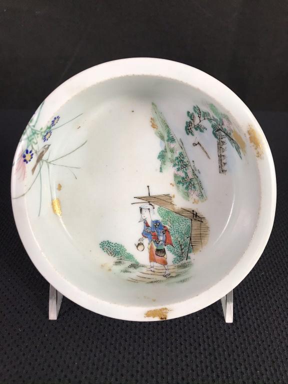 Wine Bottle Coaster - Japanese: 1.5"h x 5"d.