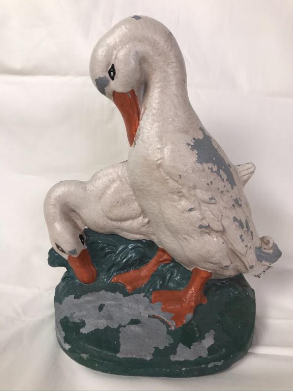 Door Stop Pair of Ducks, Cast Iron (1 of 2)