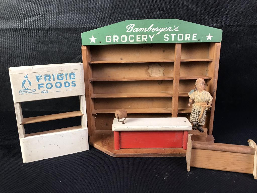 Bamberger's Grocery Store Miniature Display (1 of 3)