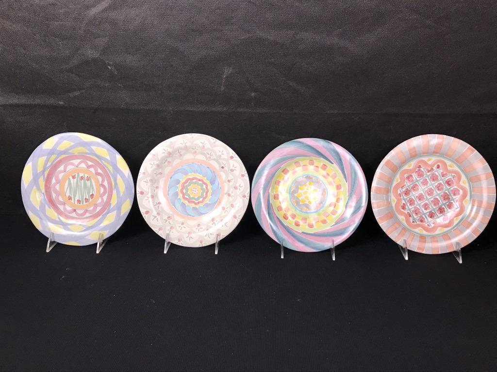 MacKenzie Childs 8.5" Dinner Plate (4) (1 of 5)