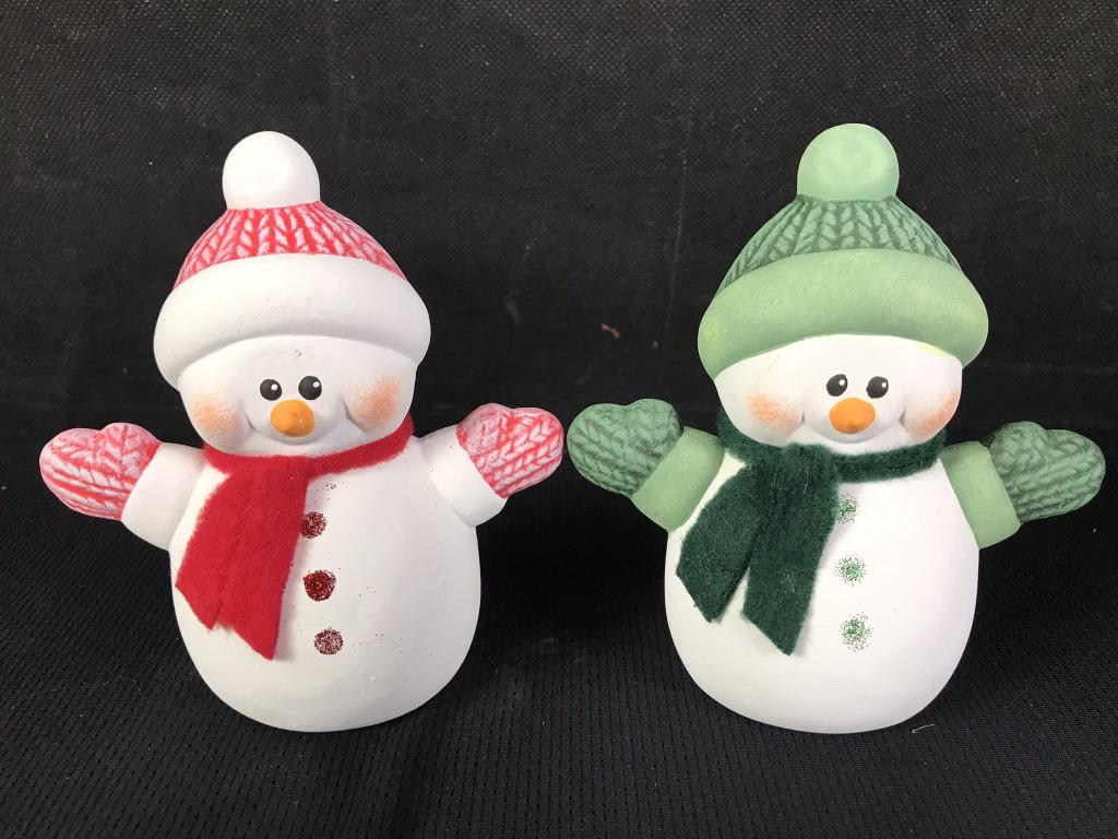 Two Snowmen - Green & Red Outfits: 5h inches, each.