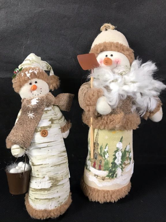Soft Snowmen (2): 11h & 14h inches.