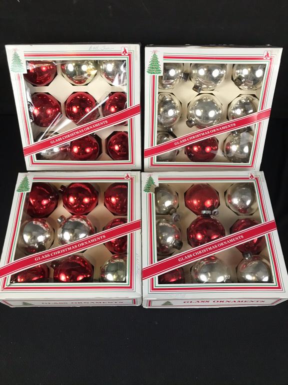 Silver & Red Christmas Balls (36): 9 per box.