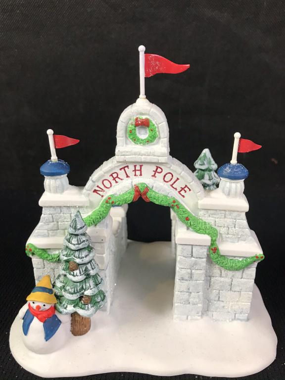North Pole Gate, North Pole Series: #56324 in box.