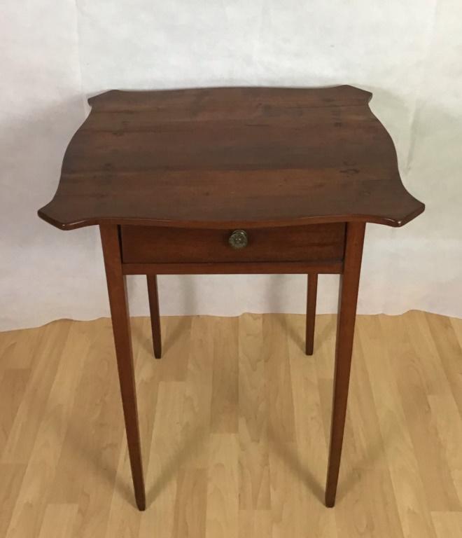 Hepplewhite Cherry Side Table (1 of 4)