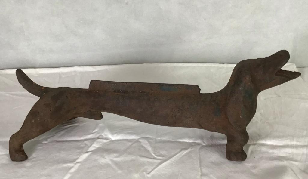 Early Cast Iron Dachshund Boot Scraper (1 of 2)