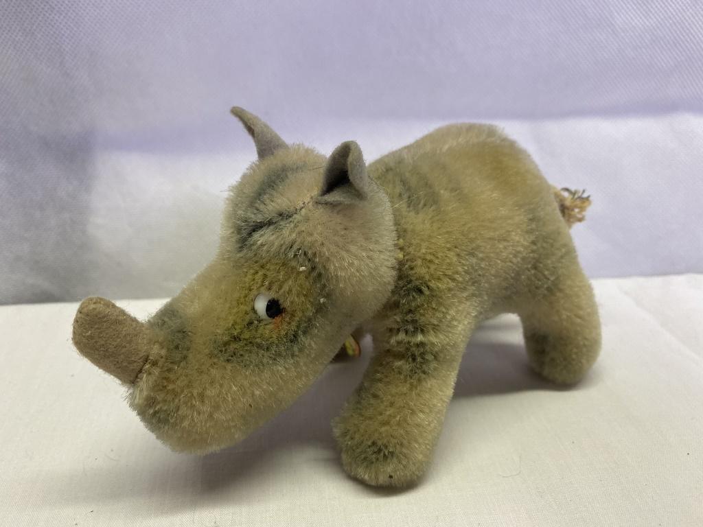 Steiff Rhinoceros: Named nosey, has paper tag around neck. Glass "googly" eyes, mohair 3h x 6.5w inches