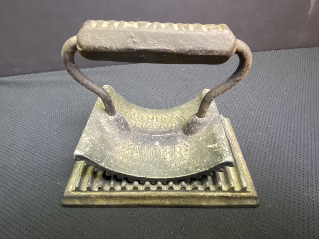 Geneva Hand Flutter: 5h x 6w x 3.5d inches.